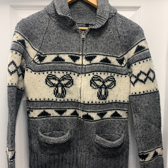 TNA Aritzia Knit Sweater - Picture 1 of 1
